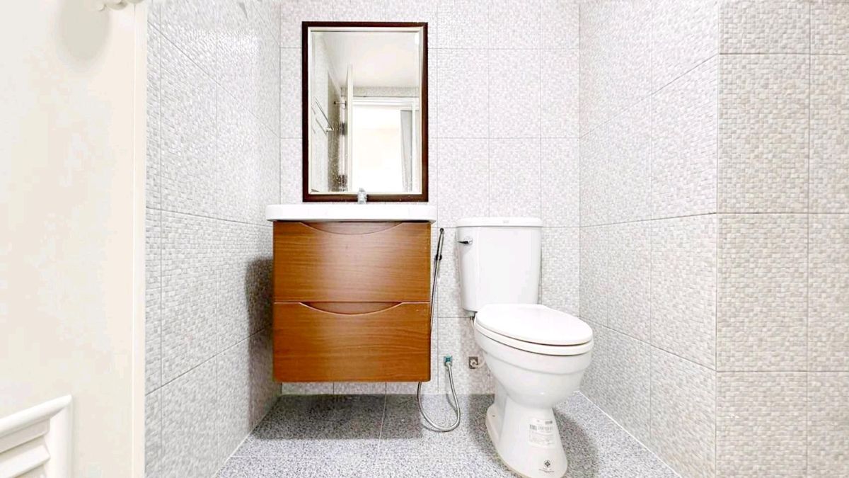 ขายคอนโดรัชดา ห้วยขวาง : 🎯 ผ่อนถูกกว่าเช่าหอ! คอนโดกลางรัชดา  เริ่มต้นไม่กี่พันกับห้องพร้อมอยู่ วิวโล่ง อากาศดี อยู่สบายแบบส่วนตัว 🎯รีเจ้นท์ รัชดา ทาวเวอร์ (Regent Ratchada Tower)✨️