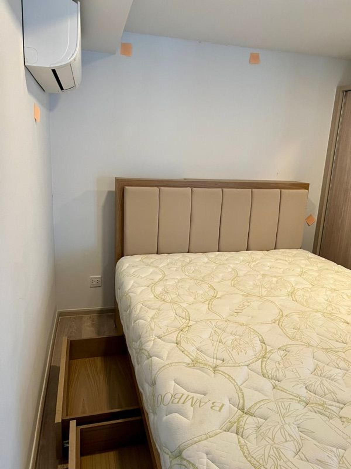 ให้เช่าคอนโดพระราม 9 เพชรบุรีตัดใหม่ RCA : ให้เช่า เดอะทรี พัฒนาการ-เอกมัย ชั้น 27