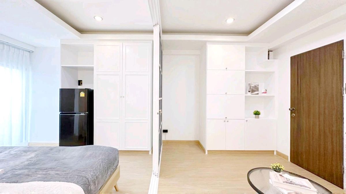 ขายคอนโดรัชดา ห้วยขวาง : 🎯 ผ่อนถูกกว่าเช่าหอ! คอนโดกลางรัชดา  เริ่มต้นไม่กี่พันกับห้องพร้อมอยู่ วิวโล่ง อากาศดี อยู่สบายแบบส่วนตัว 🎯รีเจ้นท์ รัชดา ทาวเวอร์ (Regent Ratchada Tower)✨️