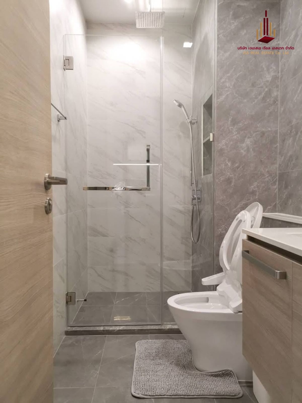 For RentCondoLadprao, Central Ladprao : ✨ For Rent: The Crest Park Residences Condo ✨ 💰 ONLY 32,500 THB/Month