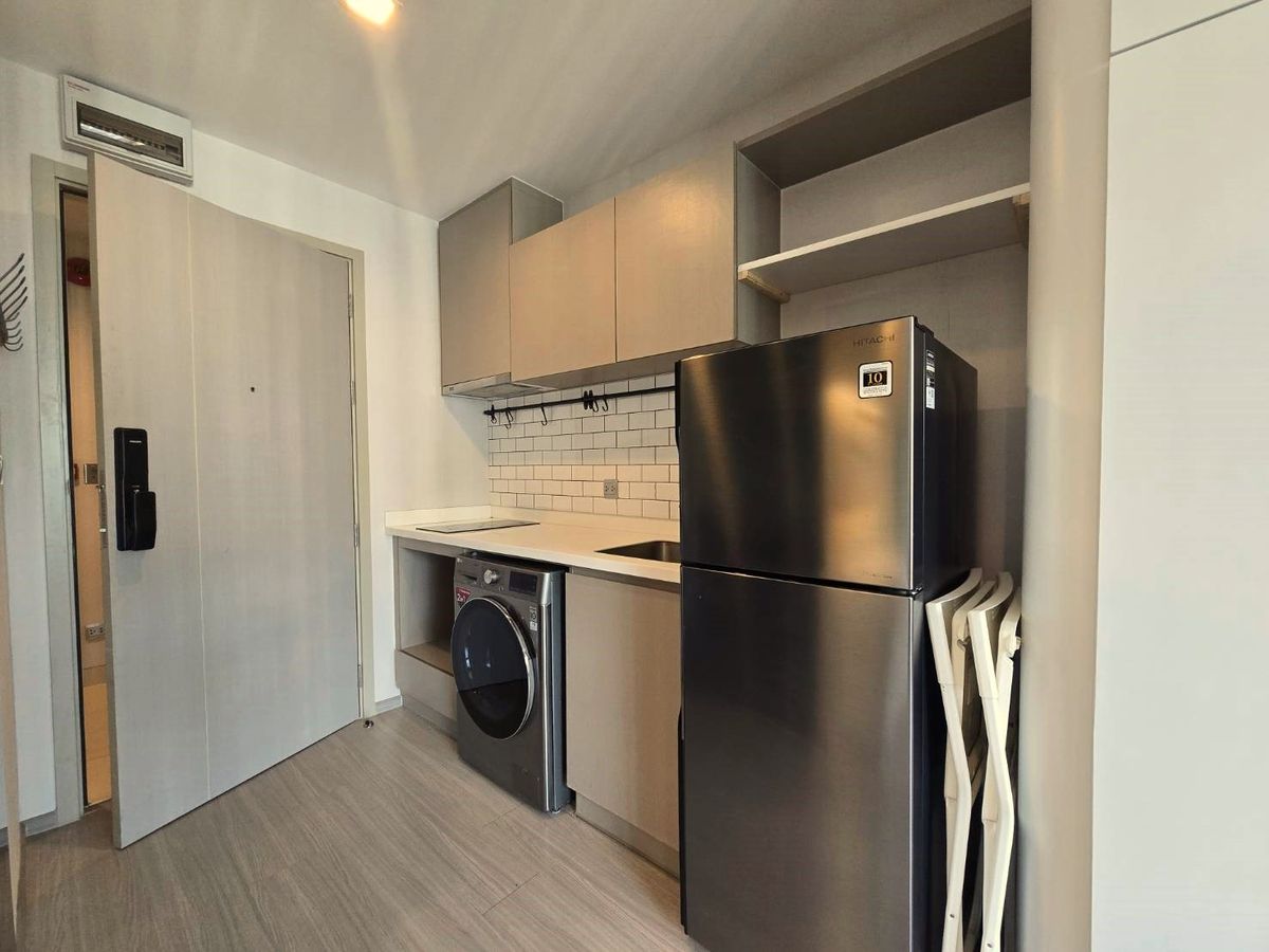 ขายคอนโดลาดพร้าว เซ็นทรัลลาดพร้าว : 🔥ขายด่วน🔥ไลฟ์ ลาดพร้าว ห้องมุม เฟอร์นิเจอร์ครบพร้อมเข้าอยู่ ติดBTS ห้าแยกลาดพร้าว