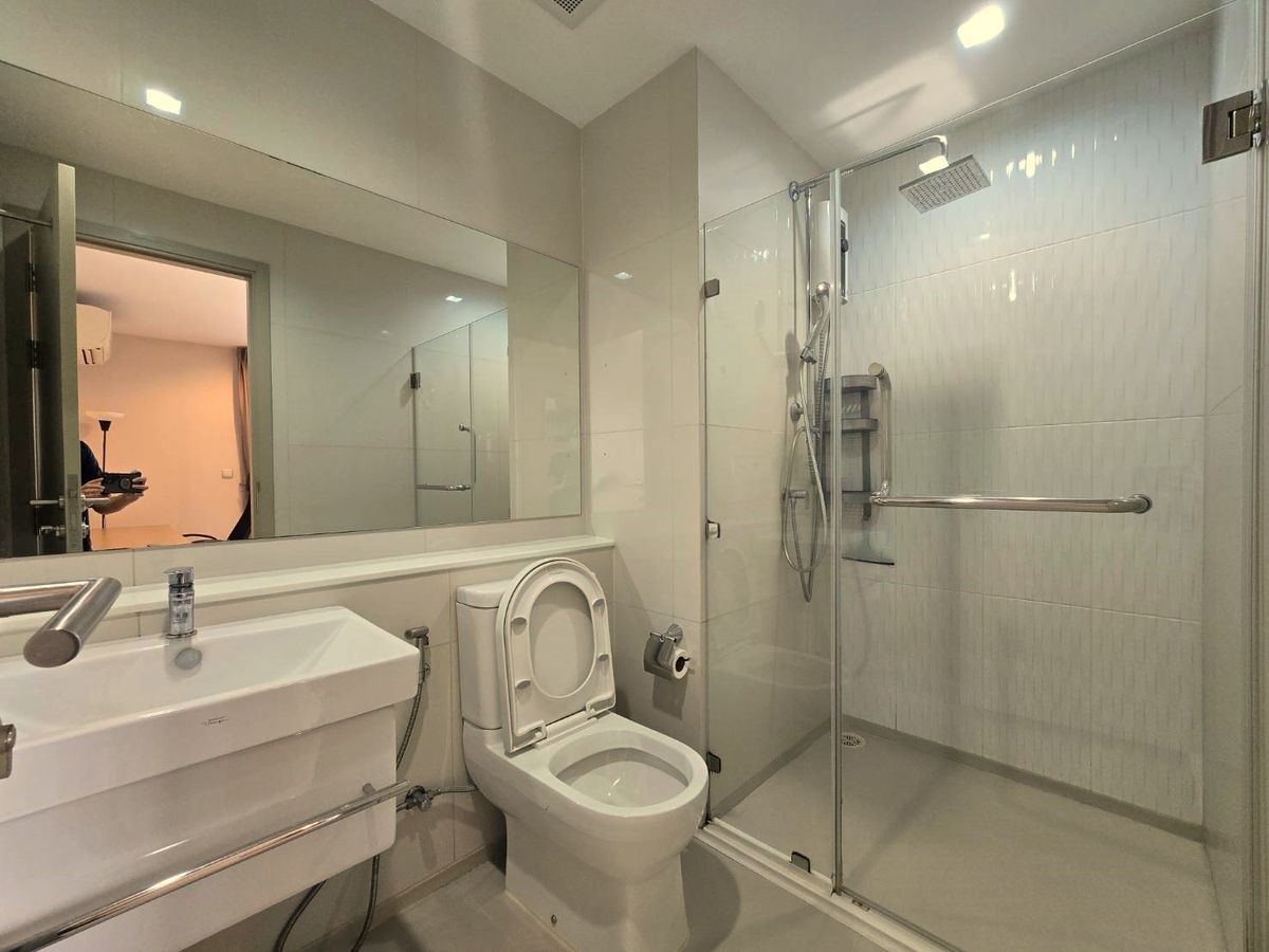 ขายคอนโดลาดพร้าว เซ็นทรัลลาดพร้าว : 🔥ขายด่วน🔥ไลฟ์ ลาดพร้าว ห้องมุม เฟอร์นิเจอร์ครบพร้อมเข้าอยู่ ติดBTS ห้าแยกลาดพร้าว