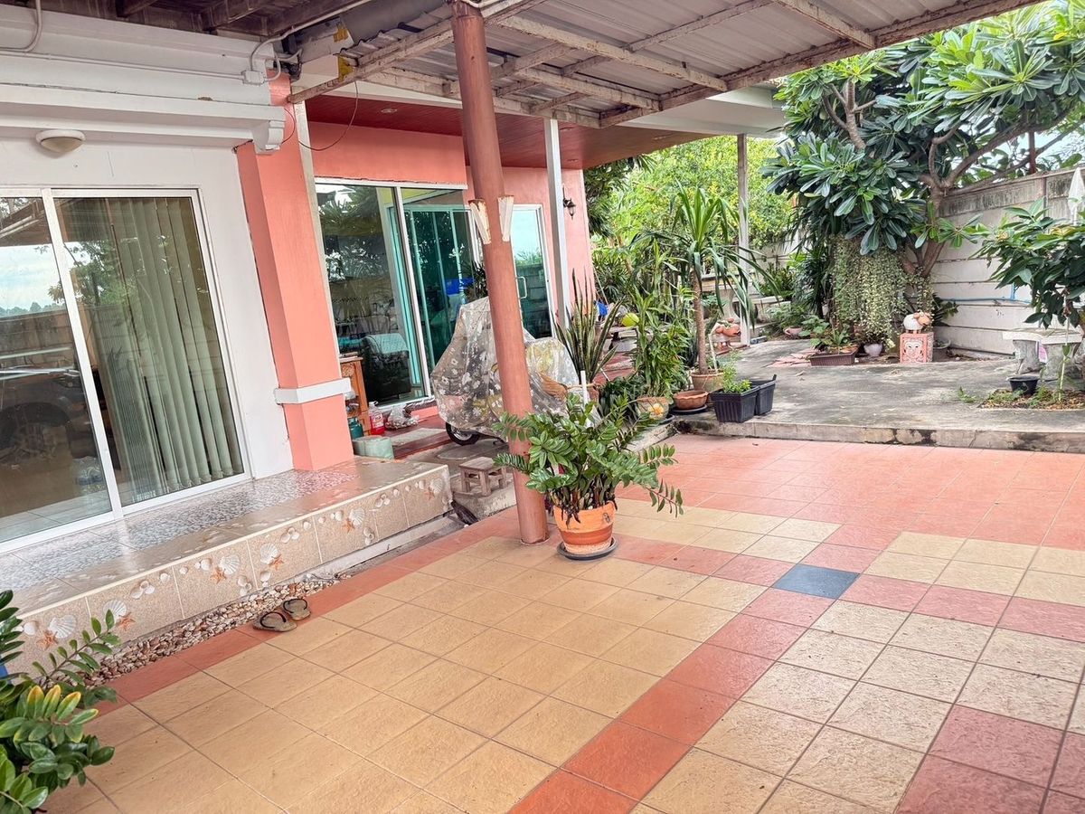 For SaleTownhomeSamut Prakan,Samrong : After the corner 71.4, 3 bedrooms, 2 bathrooms, 2 -story house, Pruksa Ville 9, Phanali 5, Kajornwit, Phraeksa