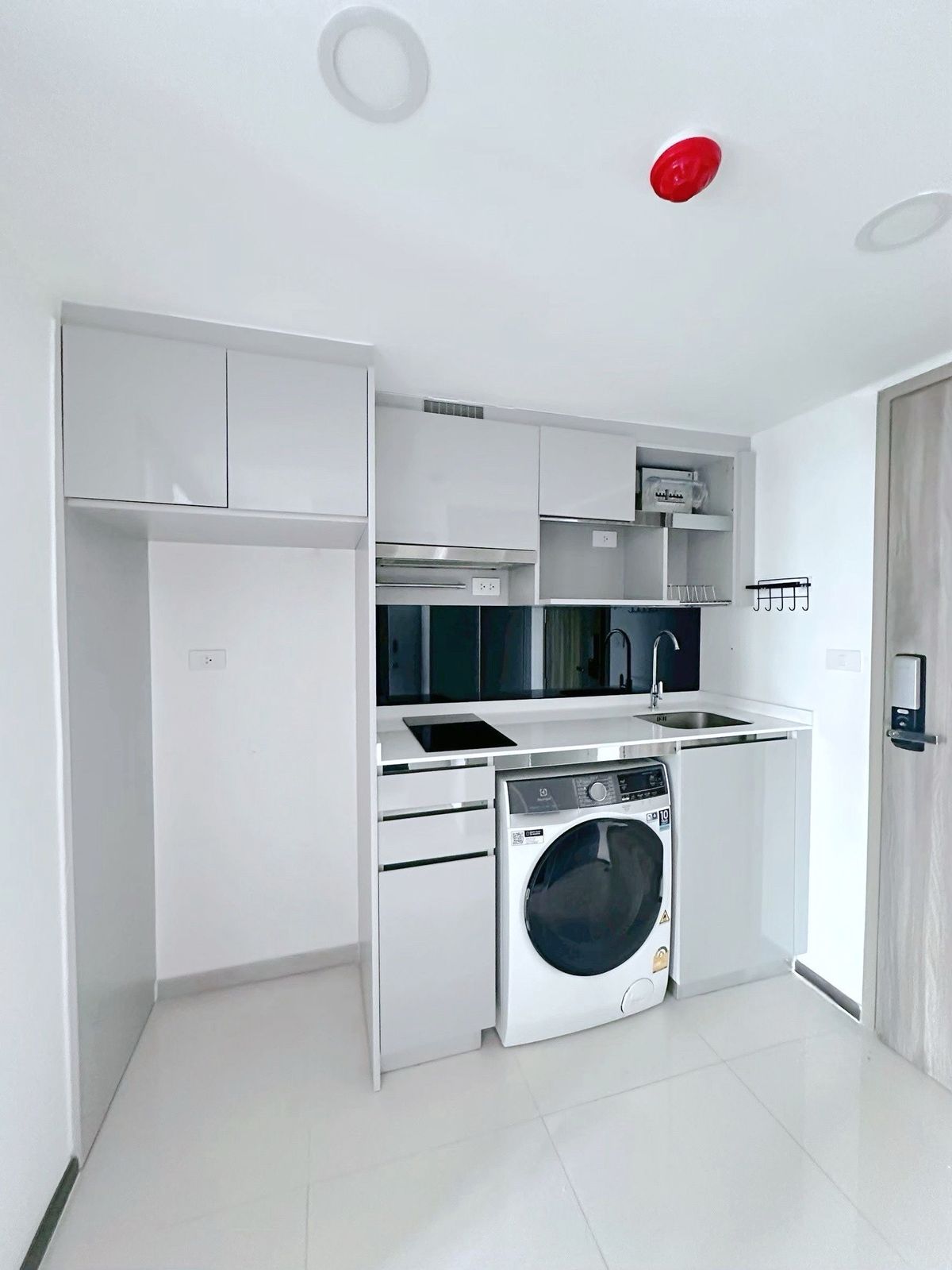 ขายคอนโดเกษตรศาสตร์ รัชโยธิน : ขายคอนโด 1 ห้องนอน Duplex ชั้นสูง ไนท์บริดจ์ สเปซ รัชโยธิน เพียง 1 นาทีถึงสถานีรถไฟฟ้าพหลโยธิน 24