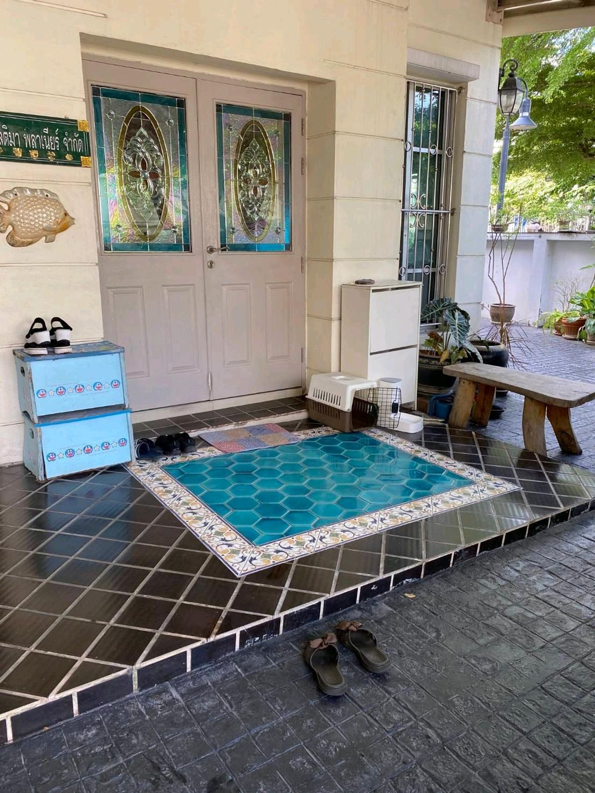 For SaleTownhomeSathorn, Narathiwat : sell!!! Baan Klang Krung Sathorn, Nuea-South Road, BTS Surasak, 5 car parks