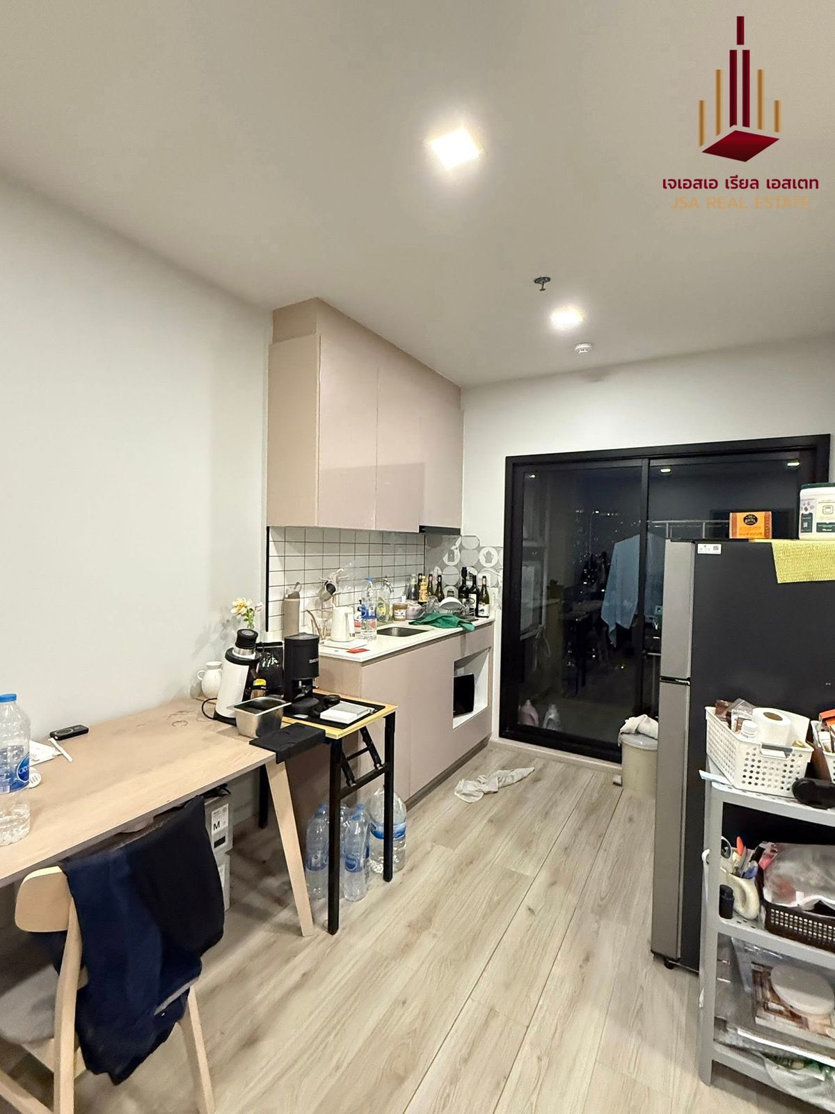 For SaleCondoLadprao, Central Ladprao : ✨ For Sale: Metris Ladprao Condo ✨ 💰 ONLY 6,150,000 THB