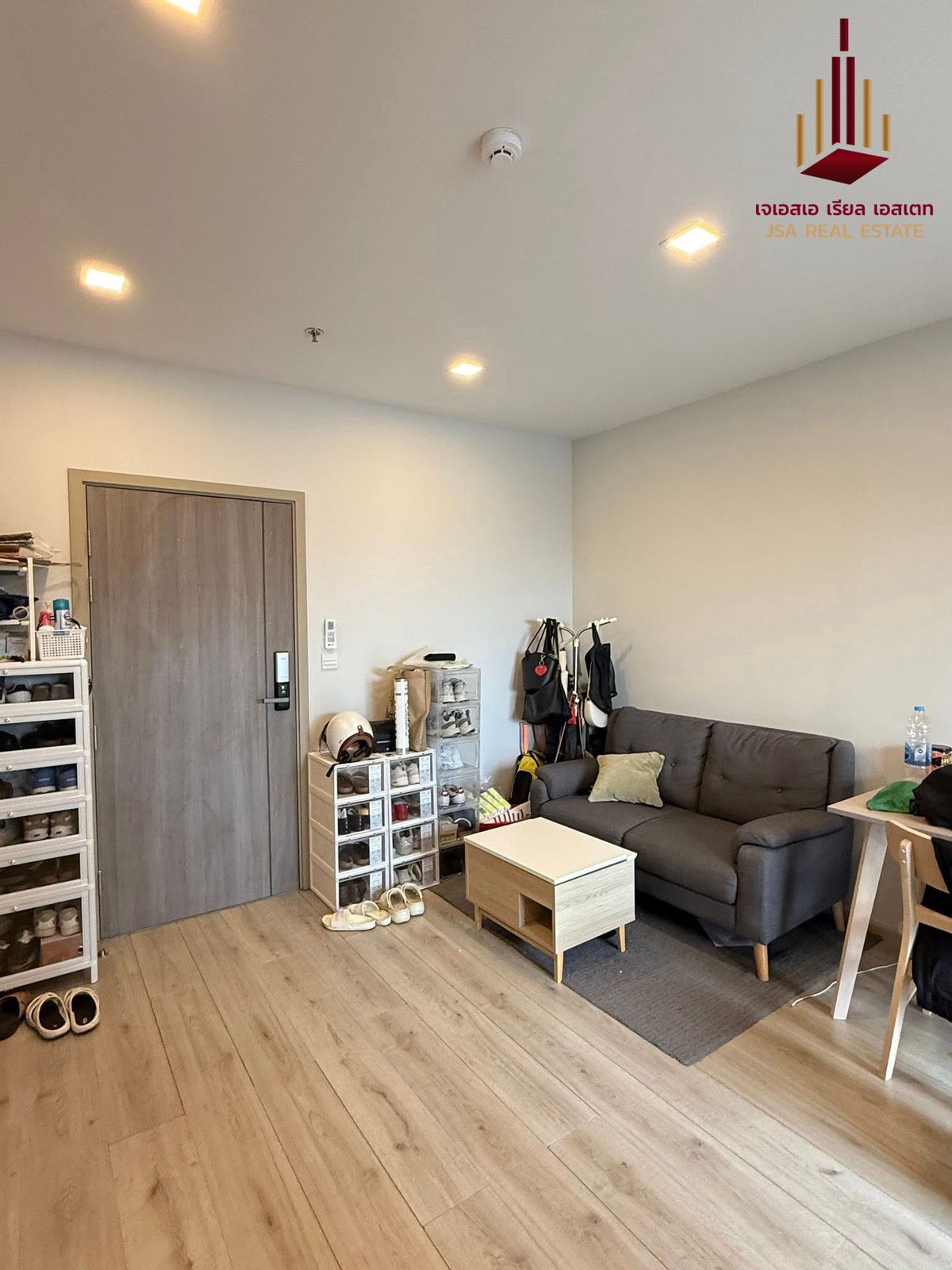 ขายคอนโดลาดพร้าว เซ็นทรัลลาดพร้าว : ✨ For Sale: Metris Ladprao Condo ✨ 💰 Only 6,150,000  THB