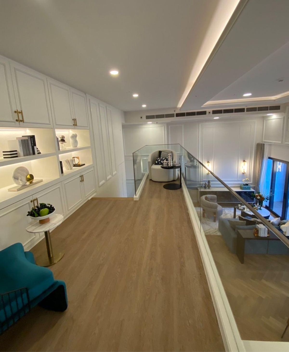 For SaleCondoRama9, Petchburi, RCA : ✨ Luxury Penthouse at Siamese Rama 9, Fully Furnished 2-Bedroom Unit with Spacious Layout and City View, Near MRT Rama 9