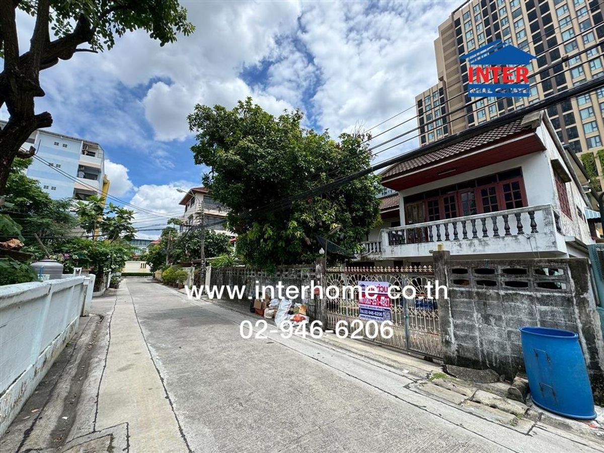ขายบ้านสะพานควาย จตุจักร : บ้านเดี่ยว 2 ชั้น 83 ตร.ว. บ้านเดี่ยว ซอยพหลโยธิน18/5 ใกล้ BTSจตุจักร ใกล้ 5แยกลาดพร้าว ถนนพหลโยธิน ถนนวิภาวดี5 เขตจตุจักร กรุงเทพมหานคร