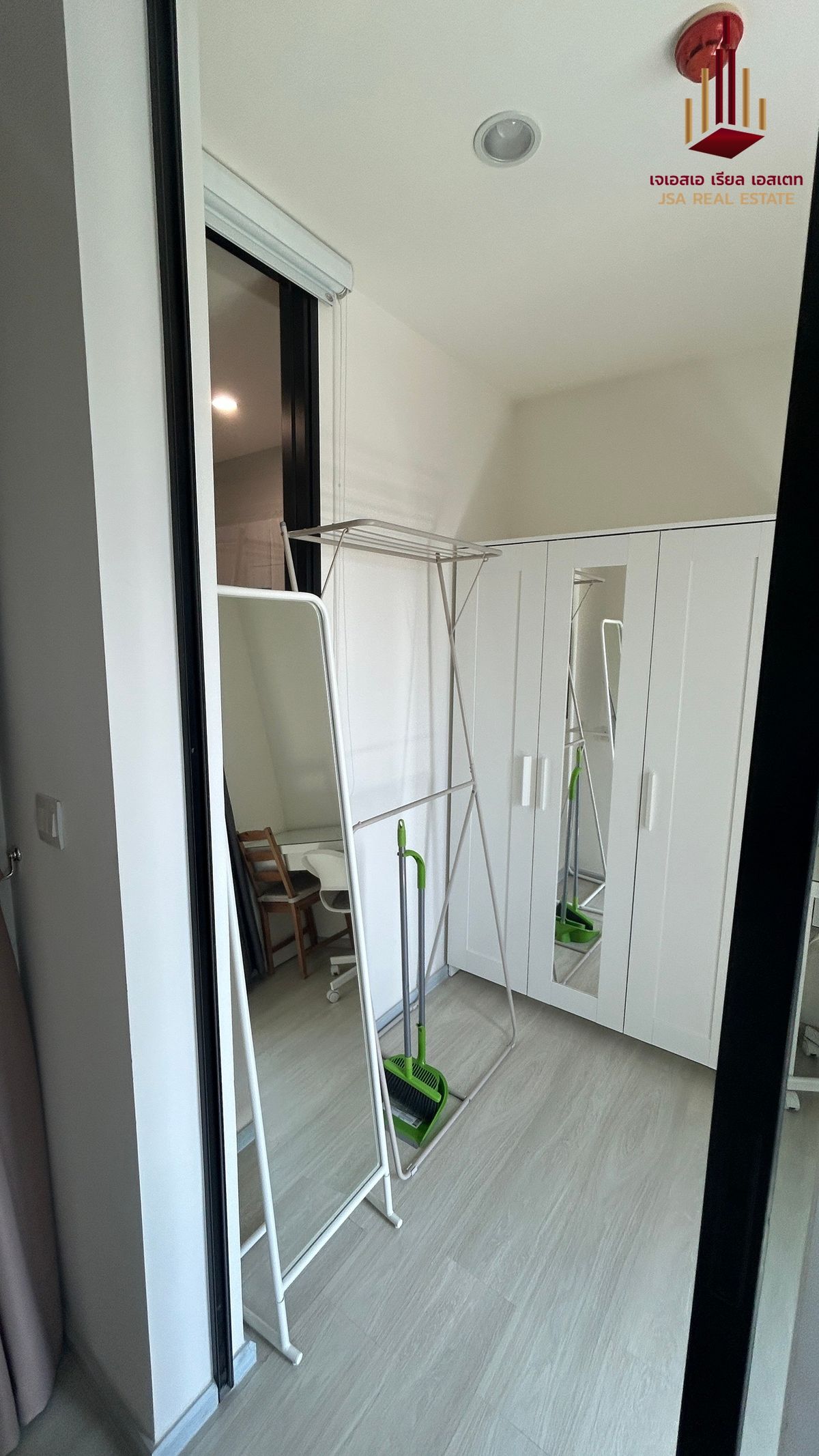 ให้เช่าคอนโดพระราม 9 เพชรบุรีตัดใหม่ RCA : ✨ For Rent: Life Asoke Condo ✨  💰 Only 20,000 THB/month