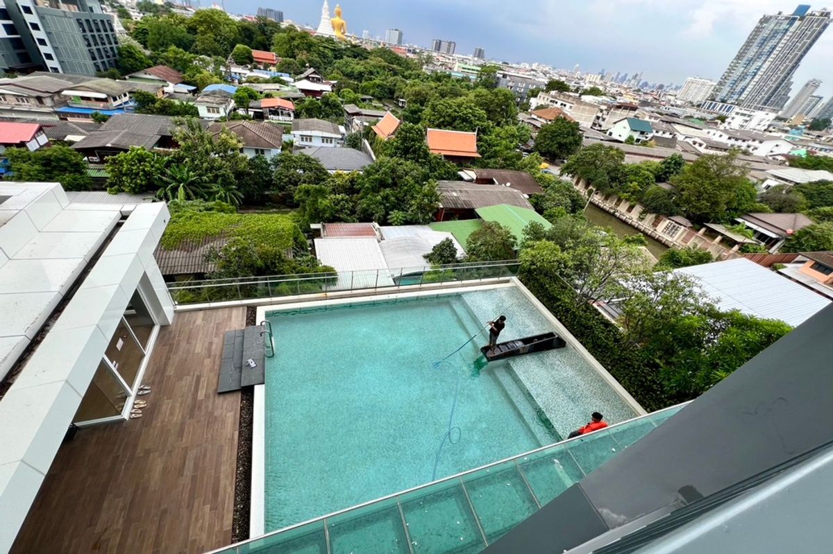 For SaleCondoThaphra, Talat Phlu, Wutthakat : 🔥 For Sale, Pool View, corner room!!🔥 Code C20250800068..........The Key Wutthakat, 2 bedroom, 2 bathroom, furnished, Special Deal!!📣📣