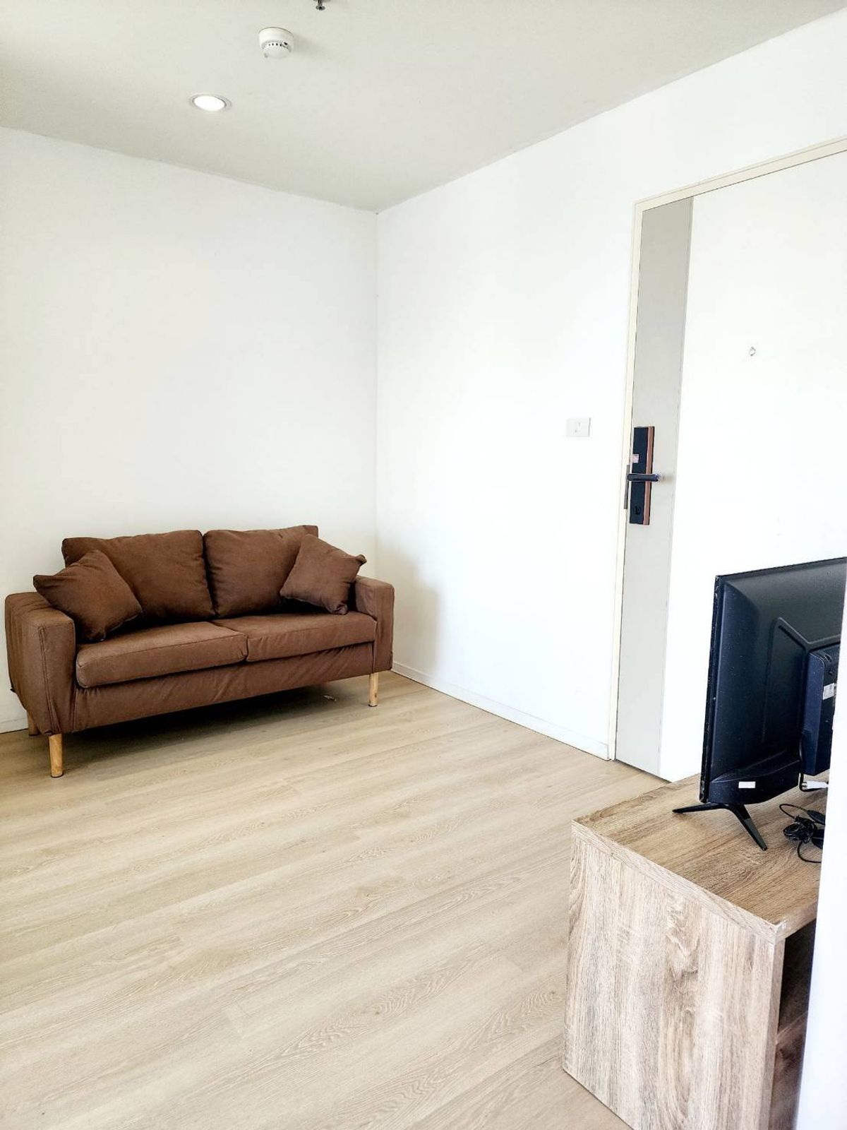 For RentCondoRama5, Ratchapruek, Bangkruai : Lumphini Ville Nakhon In -River View Condo Rental Condo, 26.07 sq.m.