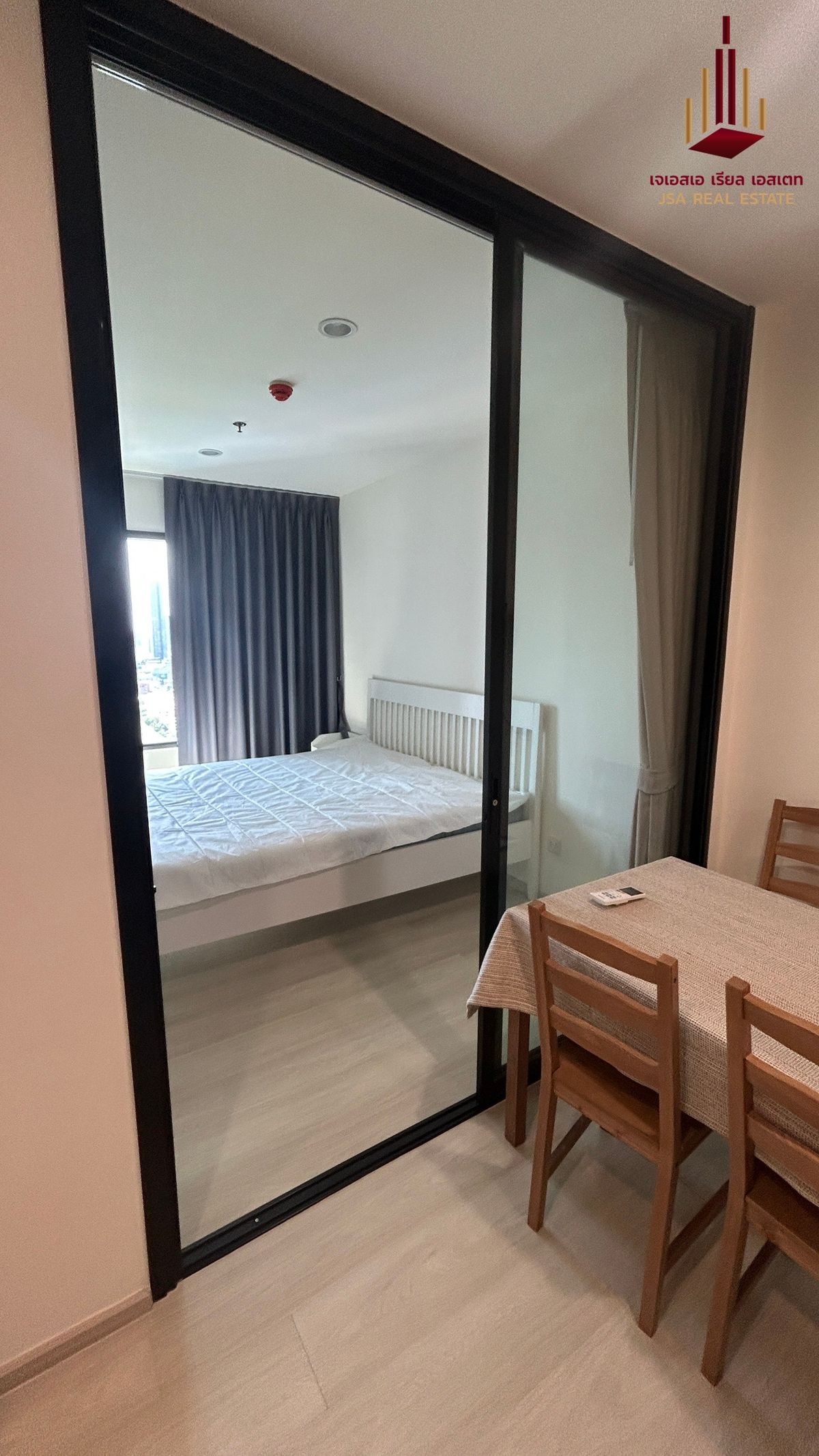 ให้เช่าคอนโดพระราม 9 เพชรบุรีตัดใหม่ RCA : ✨ For Rent: Life Asoke Condo ✨  💰 Only 20,000 THB/month