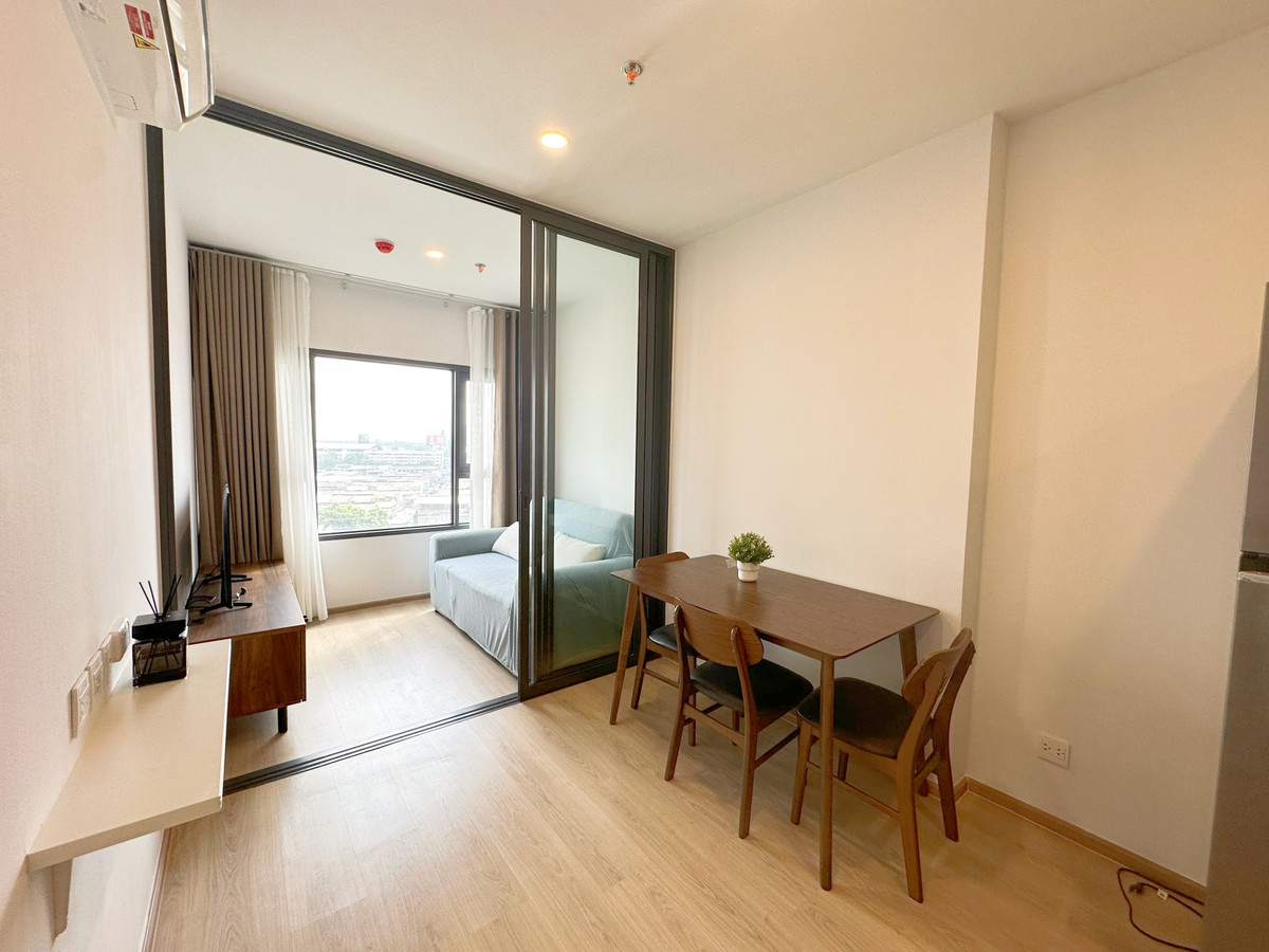 (For Rent) Life Rama 4 - Asoke, near MRT, Queen Sirikit National Convention Center Loading...