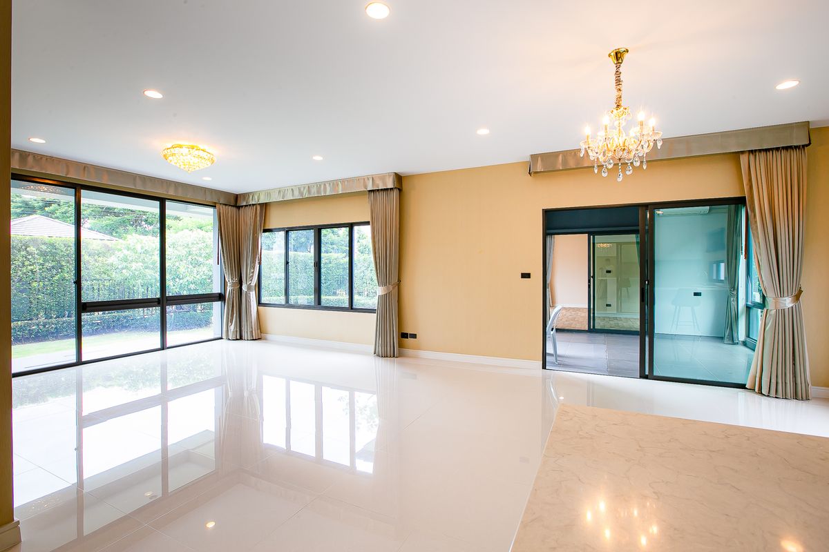 ขายบ้านพุทธมณฑล ศาลายา : ขายบ้านหรู เศรษฐสิริ ทวีวัฒนา บ้านแห่งเทคโนโลยี ที่ล้ำสมัย