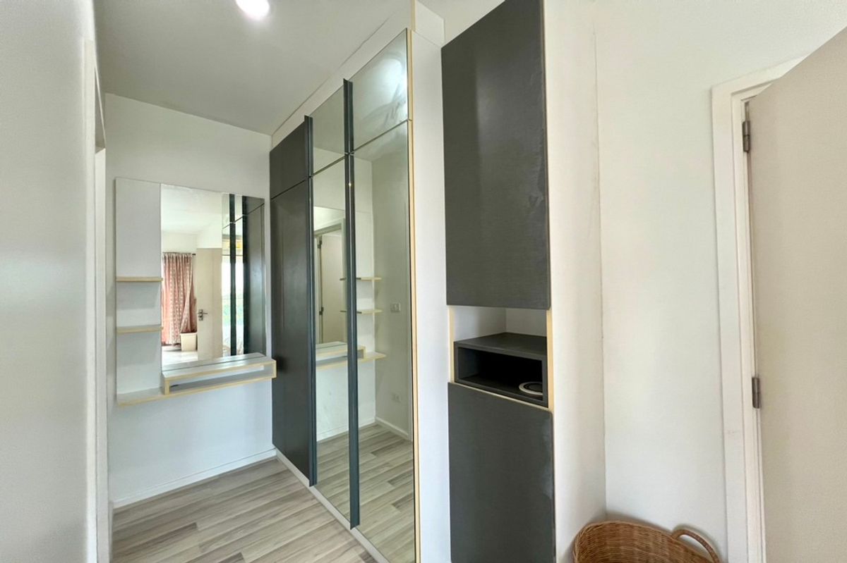 For SaleCondoThaphra, Talat Phlu, Wutthakat : 🔥 For Sale, Pool View, corner room!!🔥 Code C20250800068..........The Key Wutthakat, 2 bedroom, 2 bathroom, furnished, Special Deal!!📣📣