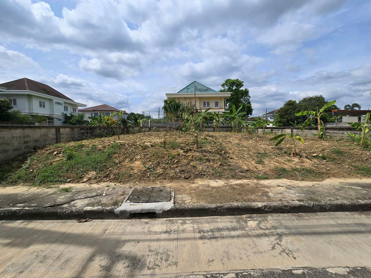 For SaleLandPinklao, Charansanitwong : 🚩ขายที่ดินถมแล้วพร้อมสร้างบ้านทันที In the housing estate, very good location. Indented Boonthavorn, only 5 minutes travel to Boromarajonani.