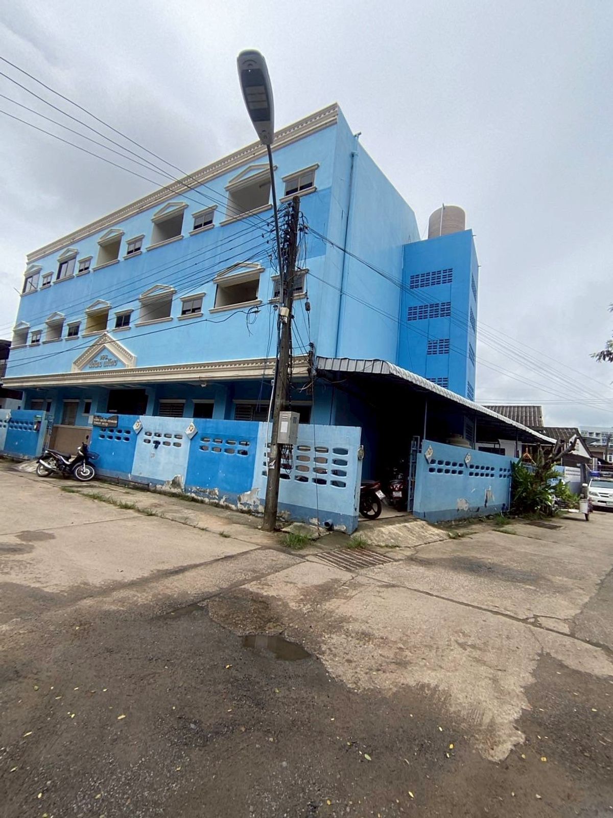 ขายอุบลราชธานี : ขายหอพักทำเลดี ใกล้ถนนชยางกูร ใกล้ ร.พ.ราชเวช ใกล้บิ๊กซี จ.อุบลราชธานี (N.1842)