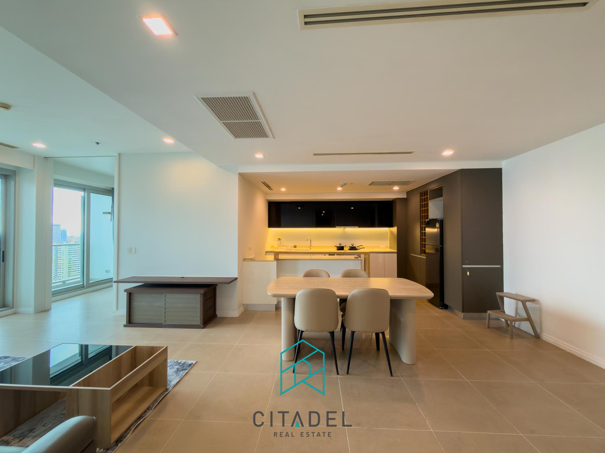 The River by Raimon Land - Riverview, High Floor 2 Beds Condo for Rent! Loading...