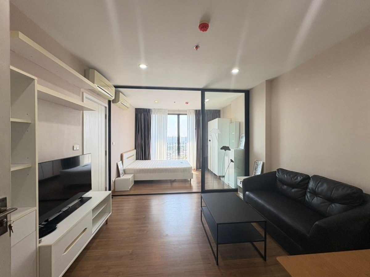 ให้เช่าคอนโดบางซื่อ วงศ์สว่าง เตาปูน : 💥💥ปล่อยเช่า The Tree Interchange 1Bed 36 ตร.ม.ชั้น 18 ตึก A แต่งครบ วิวแม่น้ำเจ้าพระยา สนใจ LINE: @atfirm💥💥