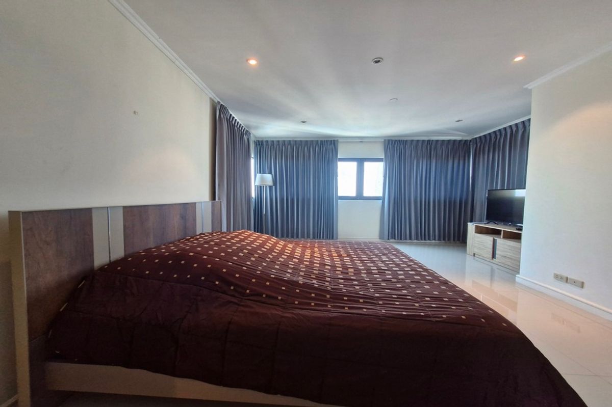 For SaleCondoSathorn, Narathiwat : 🔥 For Sale !! High Floor 37++, big size, 🔥 Code C20241000019........Sathorn Gardens, 3 bedroom, 4 bathroom, furnished, Special Deal!!📣📣