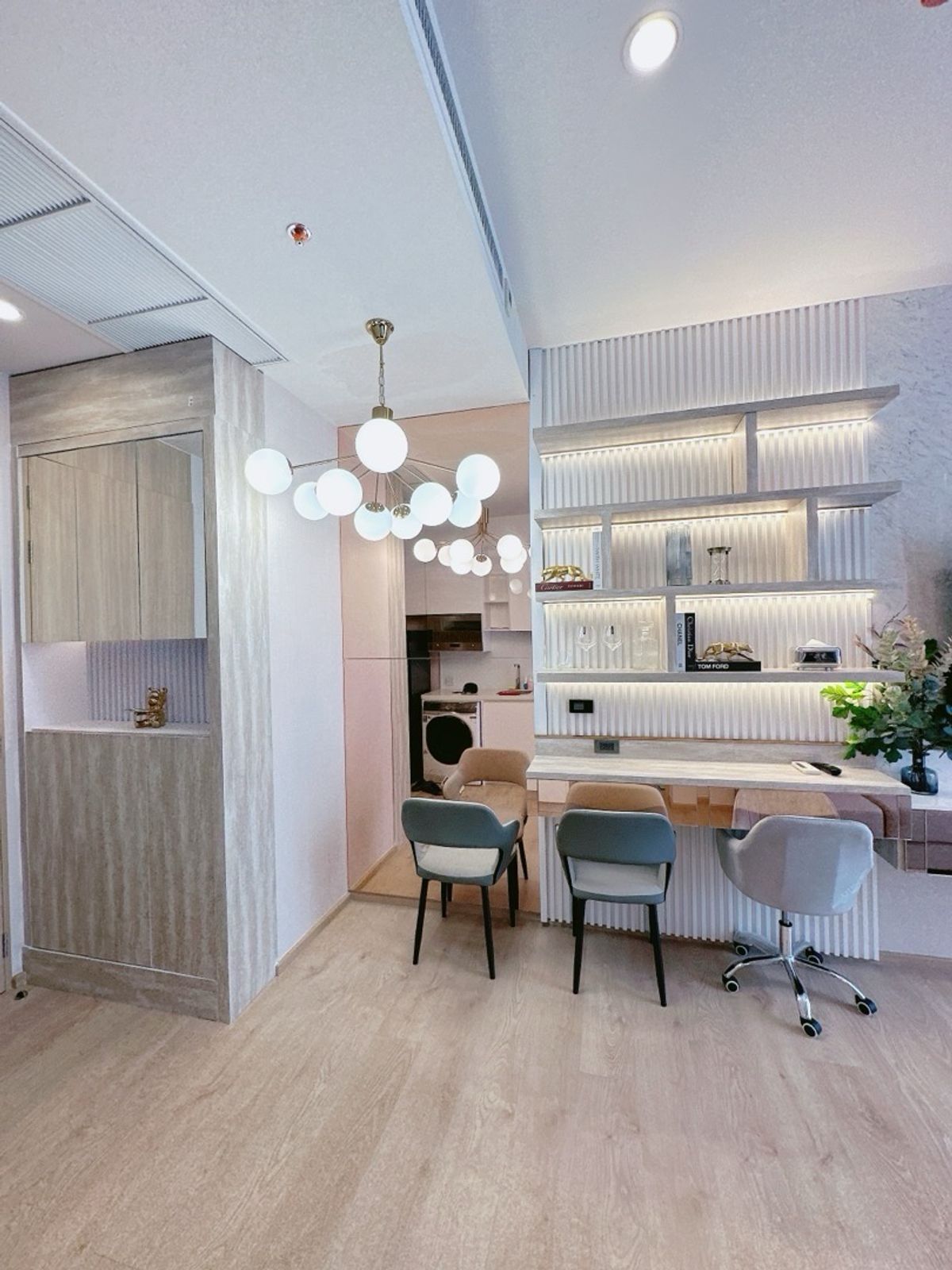 ให้เช่าคอนโดสุขุมวิท อโศก ทองหล่อ : 𝐍𝐎𝐁𝐋𝐄 𝐒𝐮𝐤𝐡𝐮𝐦𝐯𝐢𝐭 𝟏𝟗 𝐍𝐞𝐰 𝐑𝐨𝐨𝐦 𝑭𝒐𝒓 𝑹𝒆𝒏𝒕 𝟐𝟔,𝟎𝟎𝟎/𝐌𝐨𝐧𝐭𝐡 𝐁𝐓𝐒 สุขุมวิท & 𝐌𝐑𝐓 อโศก รัลสัญญาขั้นต่ำ 𝐑𝐞𝐚𝐝𝐲 𝐓𝐨 𝐌𝐨𝐯𝐞 