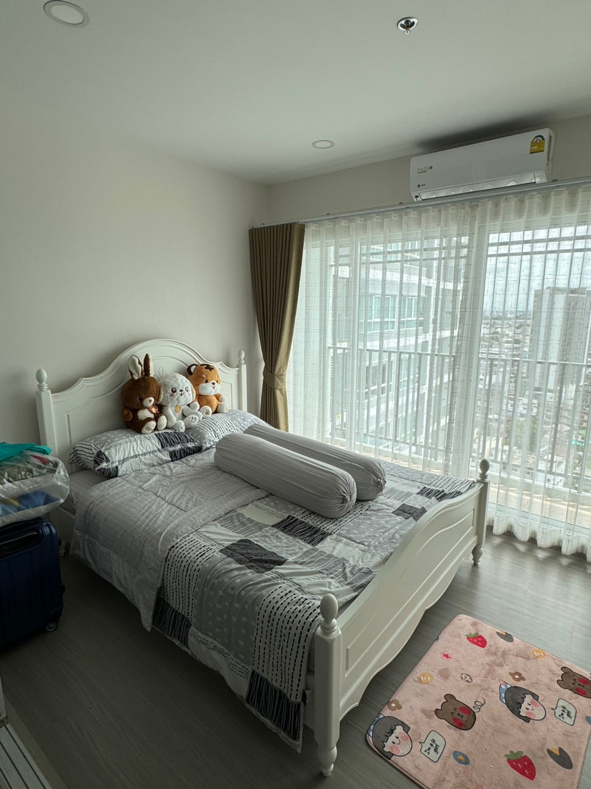 For RentCondoPinklao, Charansanitwong : 🌈✨ Condo for rent Supalai Park Yaek Fai Chai Station, only 300 meters to MRT Yaek Fai Chai.
