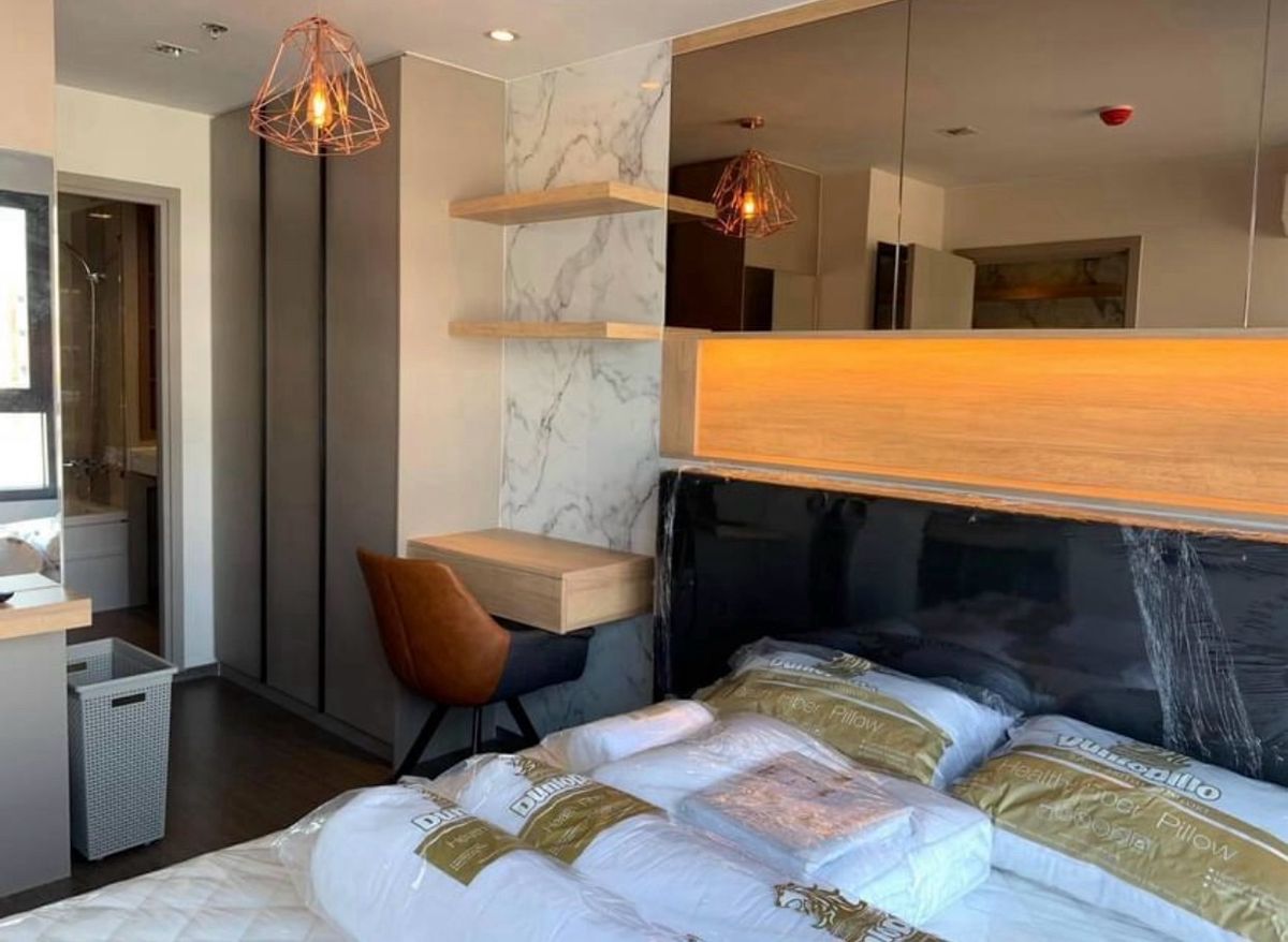 For RentCondoOnnut, Udomsuk : Urgent reservation, great value, IDEO S93, 7th floor, 35 sq. M. Bangchak, convenient to travel, beautiful built -in room, ready to enter at a special price of 17,000 baht.