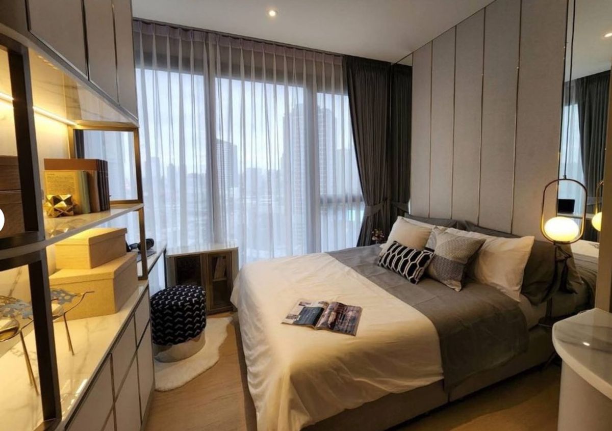 For RentCondoRama9, Petchburi, RCA : 🔴75,000 ฿ 🔴 🔴 𝐀𝐬𝐡𝐭𝐨𝐧 - 𝐑𝐚𝐦𝐚 𝟗┃ 𝟗┃ Ashon Asoke - Rama 9 ✅ Near MRT Rama 9. Happy service 🙏 Interested to say hello (very fast answer): 📱 Property code 6808-2912📱: ID LINE:@bbcondo88