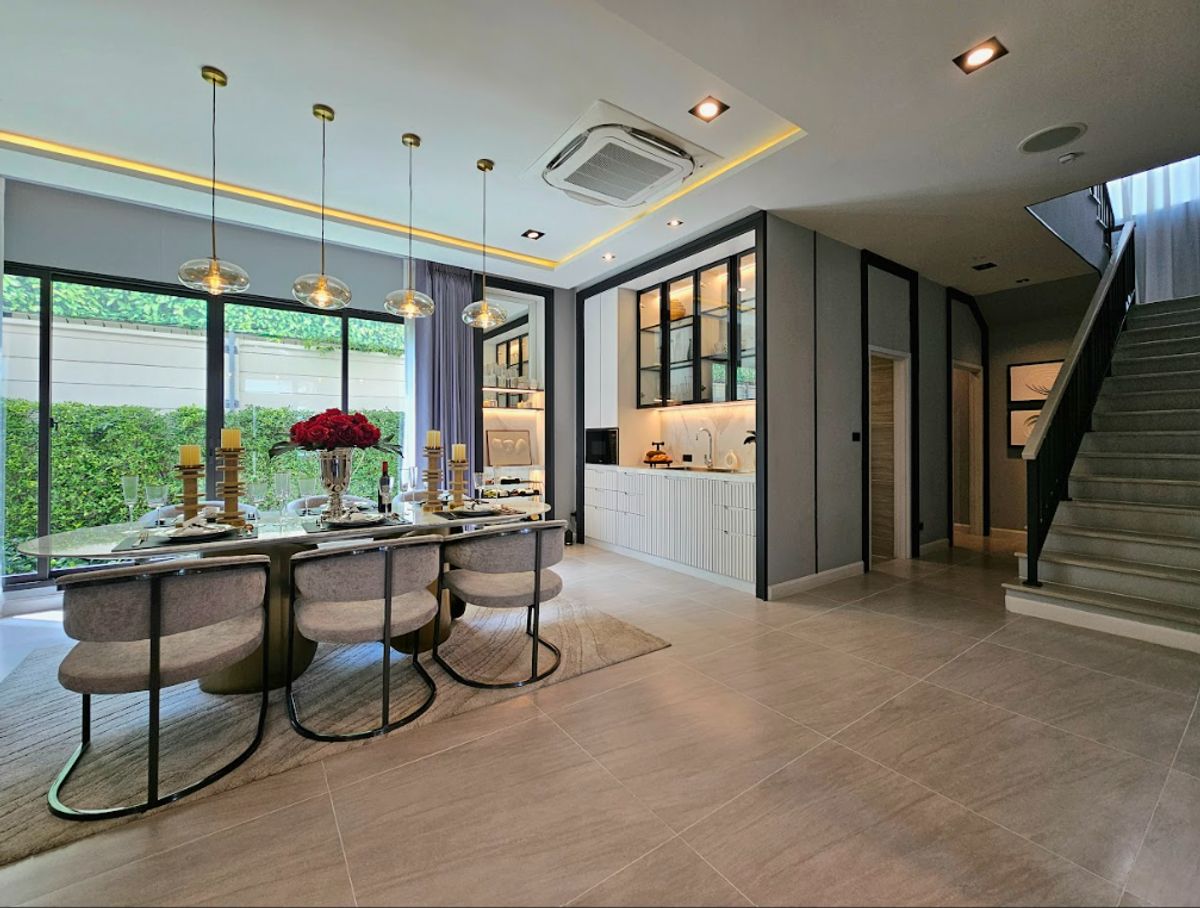 ขายบ้านบางนา แบริ่ง ลาซาล : 💎💎💎ขายบ้านหรู 2ชั้น ทำเลดี  ใกล้โรงเรียนนานาชาติ ICS  “ AIRI Sukhumvit - Bangna KM.5 ติดต่อ 086-795-9997 (จิมมี่)