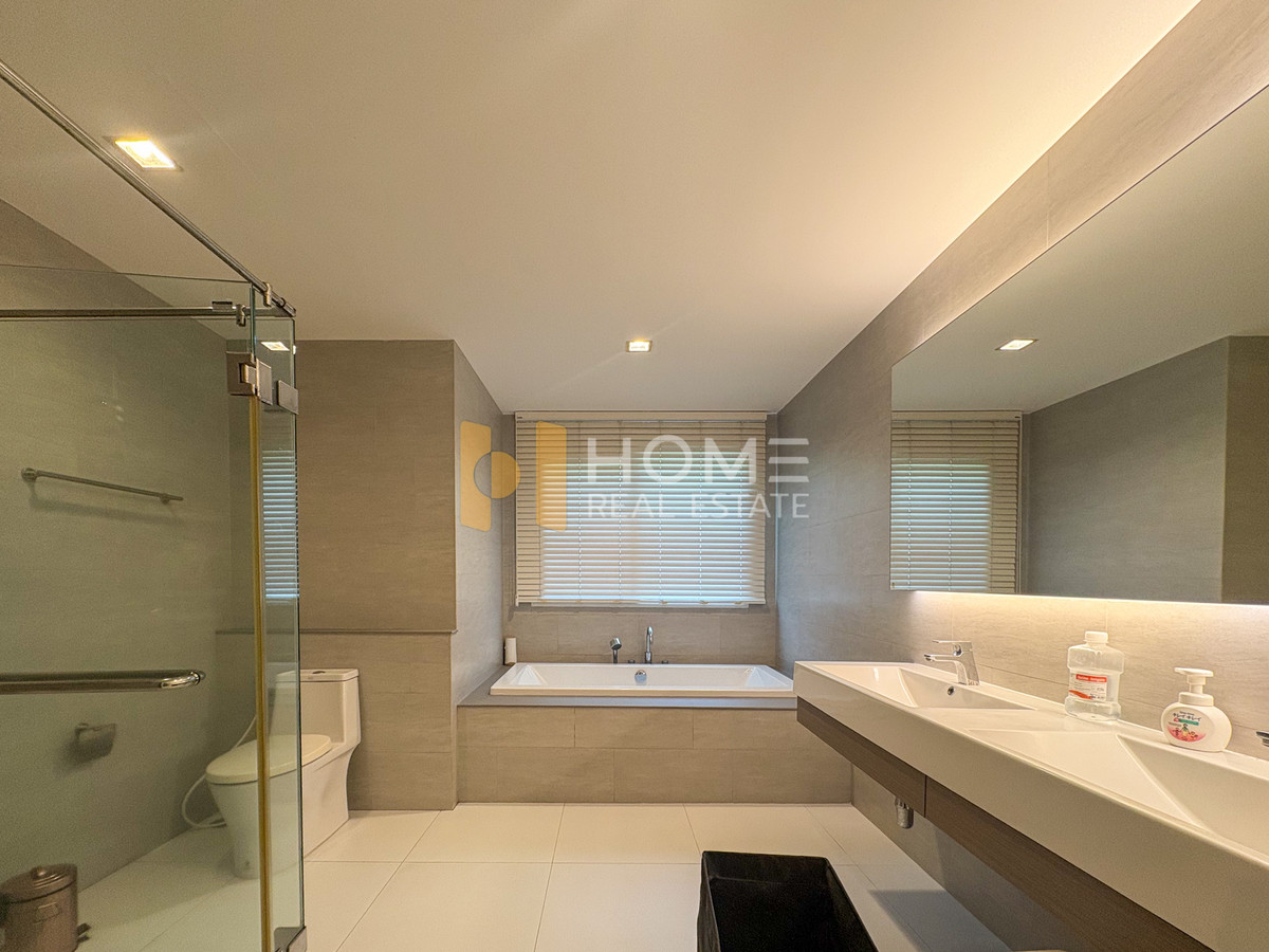 For SaleHouseNawamin, Ramindra : Detached house, Casa Leice, Kaset -Nawamin / 6 Bedrooms (Sale), Casa Legend Kaset - Nawamin / Details 6 Bedrooms (For Sale) TPM048