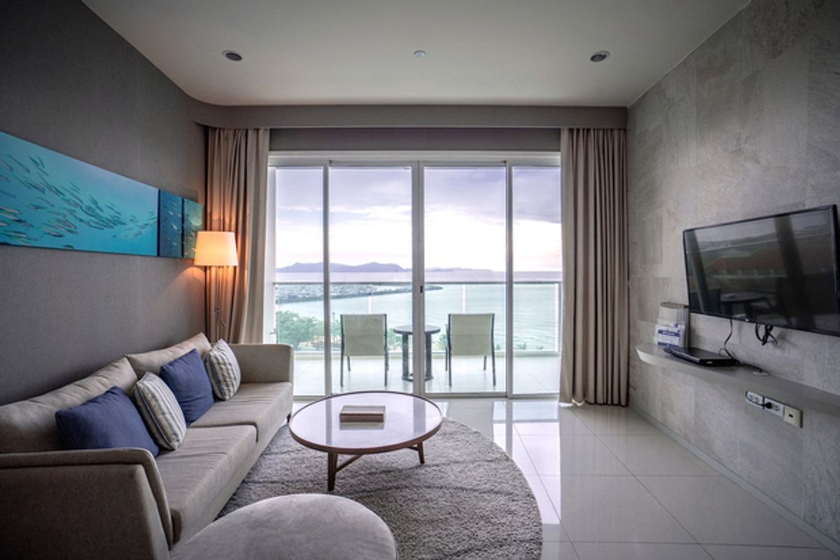 ให้เช่าคอนโดพัทยา บางแสน ชลบุรี สัตหีบ : Movenpick Residence Pattaya 1 bedroom for rent with sea view