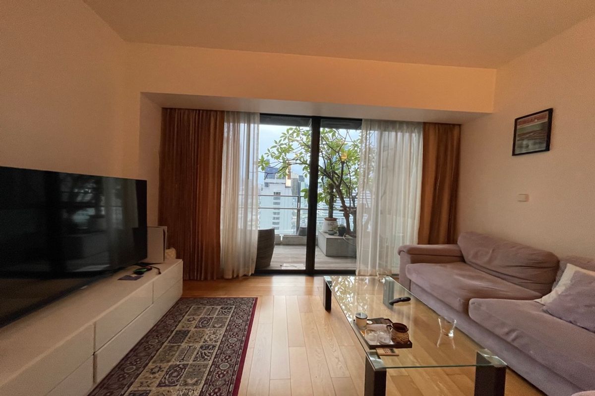 For SaleCondoSathorn, Narathiwat : 🔥 Sale with tenant !! High Floor 11++, City View, 🔥 Code C20221202312........The Met, 2 bedroom, 2 bathroom, furnished, Special Deal!!📣📣