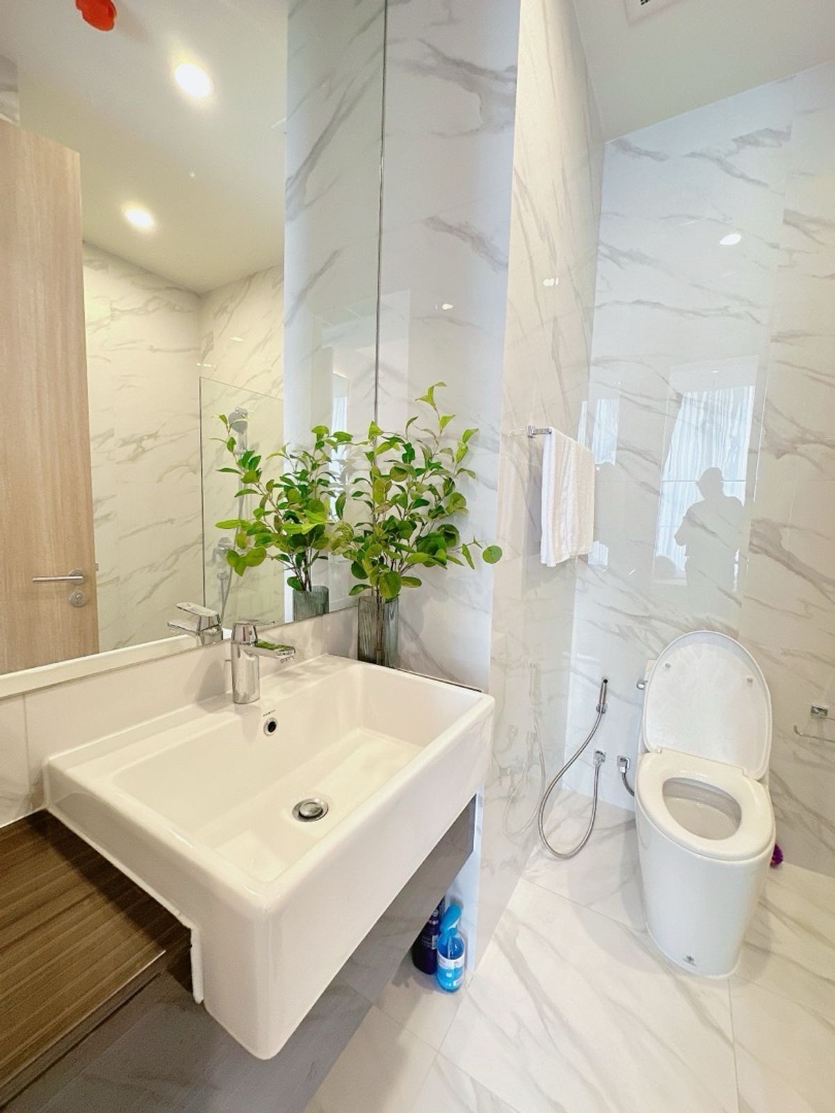 ให้เช่าคอนโดสุขุมวิท อโศก ทองหล่อ : 𝐍𝐎𝐁𝐋𝐄 𝐒𝐮𝐤𝐡𝐮𝐦𝐯𝐢𝐭 𝟏𝟗 𝐍𝐞𝐰 𝐑𝐨𝐨𝐦 𝑭𝒐𝒓 𝑹𝒆𝒏𝒕 𝟐𝟔,𝟎𝟎𝟎/𝐌𝐨𝐧𝐭𝐡 𝐁𝐓𝐒 สุขุมวิท & 𝐌𝐑𝐓 อโศก รัลสัญญาขั้นต่ำ 𝐑𝐞𝐚𝐝𝐲 𝐓𝐨 𝐌𝐨𝐯𝐞 