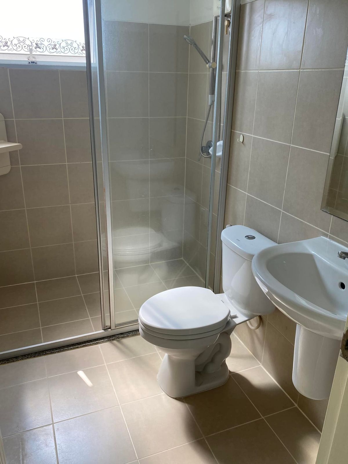 ขายคอนโดรัชดา ห้วยขวาง : ห้องเปล่าครัวแยกวิวสระว่ายน้ำ ราคาดี!!⭐Supalai City Resort รัชดา-ห้วยขวาง