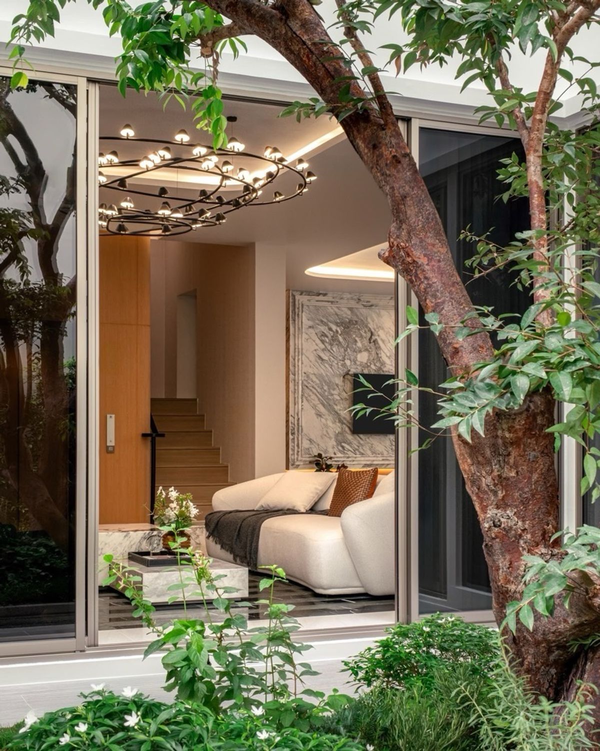 ขายบ้านเกษตร นวมินทร์ ลาดปลาเค้า : บ้านเดี่ยวหรู 3 ชั้น สไตล์ Modern Luxury พร้อมสระว่ายน้ำ และลิฟต์ในตัว  ทำเลดี เดินทางสะดวก  ความเป็นส่วนตัวสูง ย่านเกษตร - นวมินทร์ - รามอินทรา  ติดต่อ 086-795-9997 (จิมมี่)