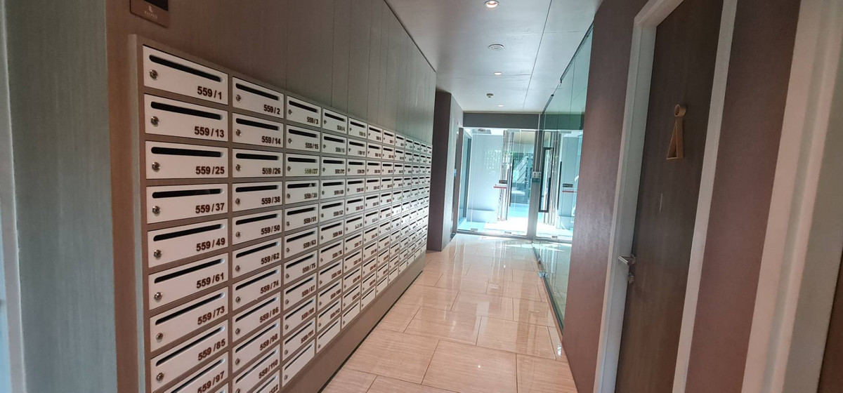 CondoRama9, Petchburi, RCA : Hot Deal! Luxury Condo in Thonglor - Ready to Move Luxury condo, complete with Lloyd, Research Center - Thonglor