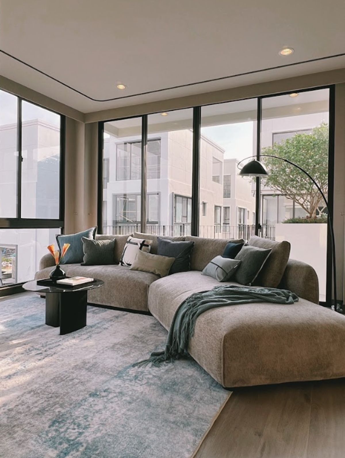 ขายบ้านพัฒนาการ ศรีนครินทร์ : 💎💎💎บ้านเดี่ยว 3ชั้น ทำเลบ้านหรูกรุงเทพกรีฑา “ AERIE ศรีนครินทร์ - กรุงเทพกรีฑา “ นัดหมายชมโครงการ 086-795-9997 จิมมี่