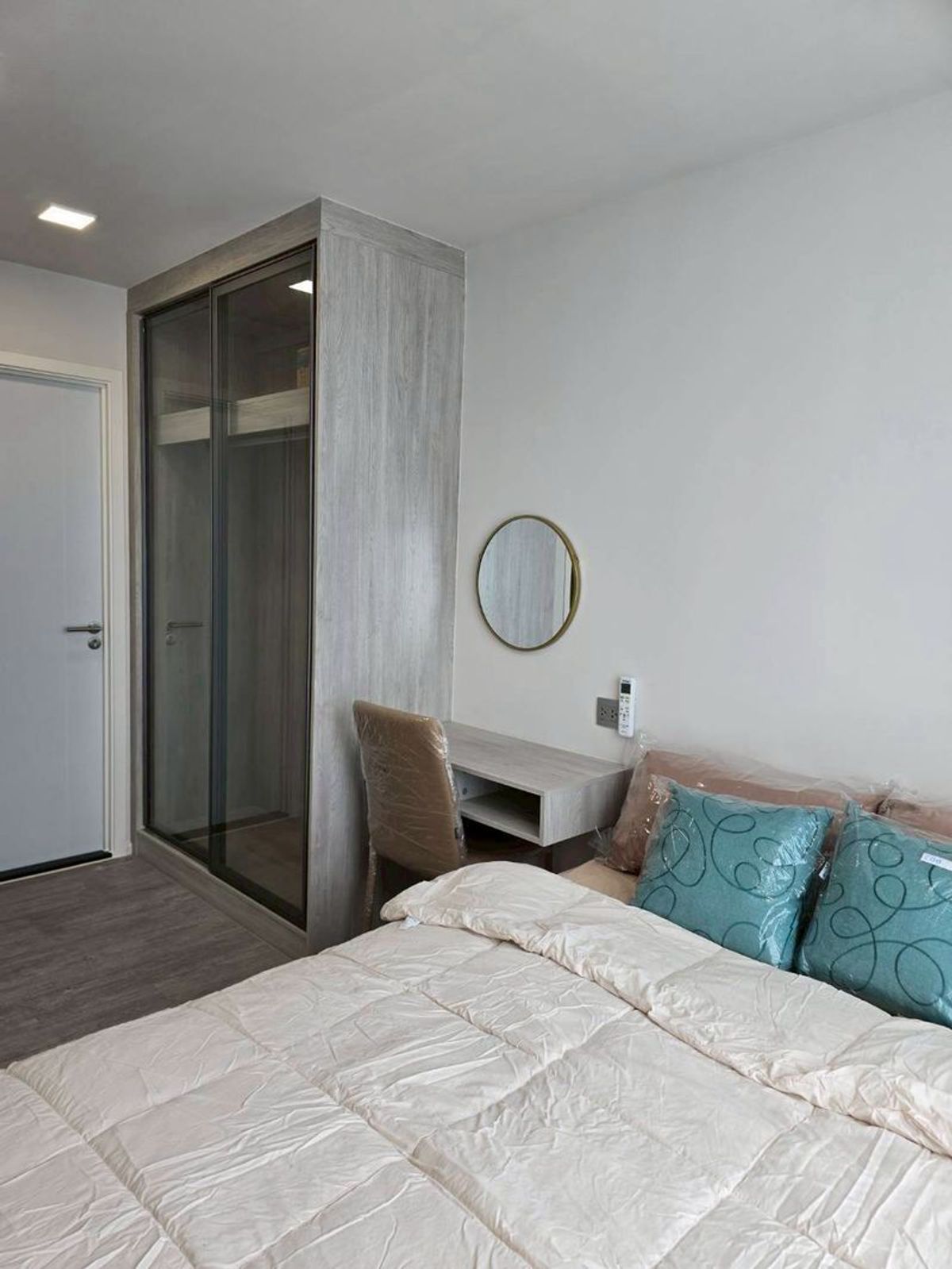 For RentCondoBangna, Bearing, Lasalle : For rent at Moz Tropicala Bangna, No. 1788/106 (new room)