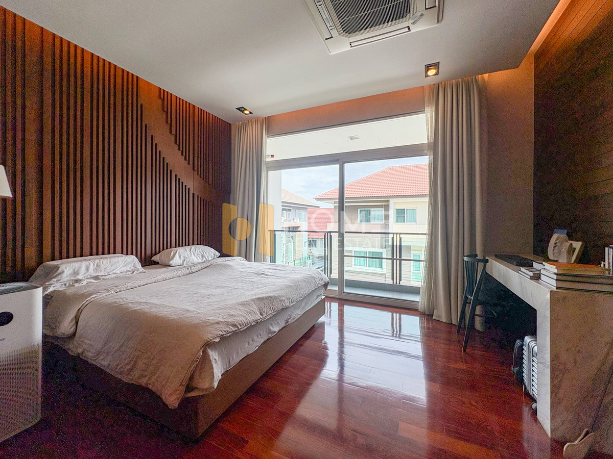 For SaleHouseNawamin, Ramindra : Detached house, Casa Leice, Kaset -Nawamin / 6 Bedrooms (Sale), Casa Legend Kaset - Nawamin / Details 6 Bedrooms (For Sale) TPM048