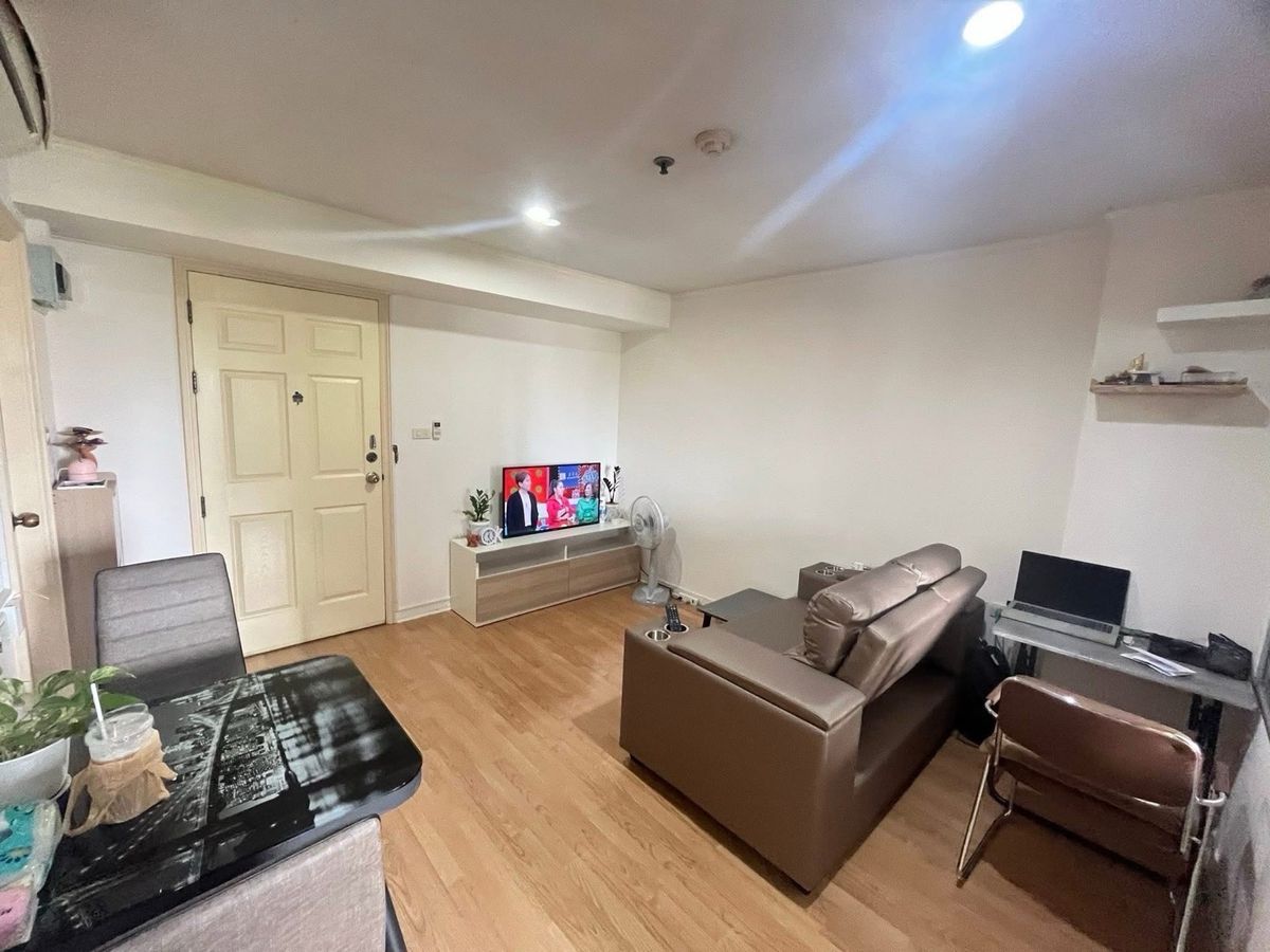 For RentCondoOnnut, Udomsuk : Lumpini Ville Sukhumvit 77/1 Building 1 Room 35 sq.mother, complete with electrical appliances Beautiful room, convenient transportation, near BTS. Onnut 11,000/month