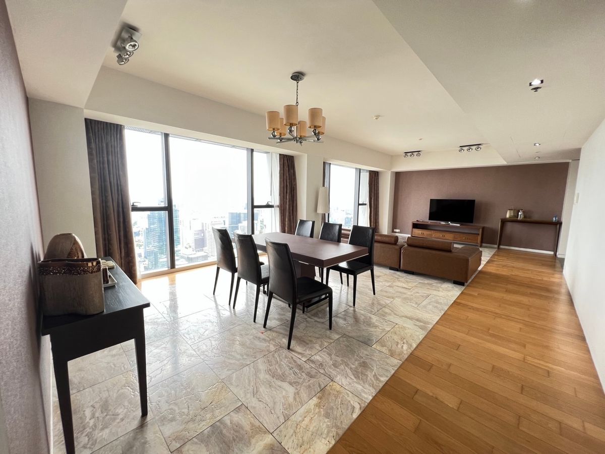 ให้เช่าคอนโดสาทร นราธิวาส : for rent The Met sathorn // 3b3b // 198 sq.m