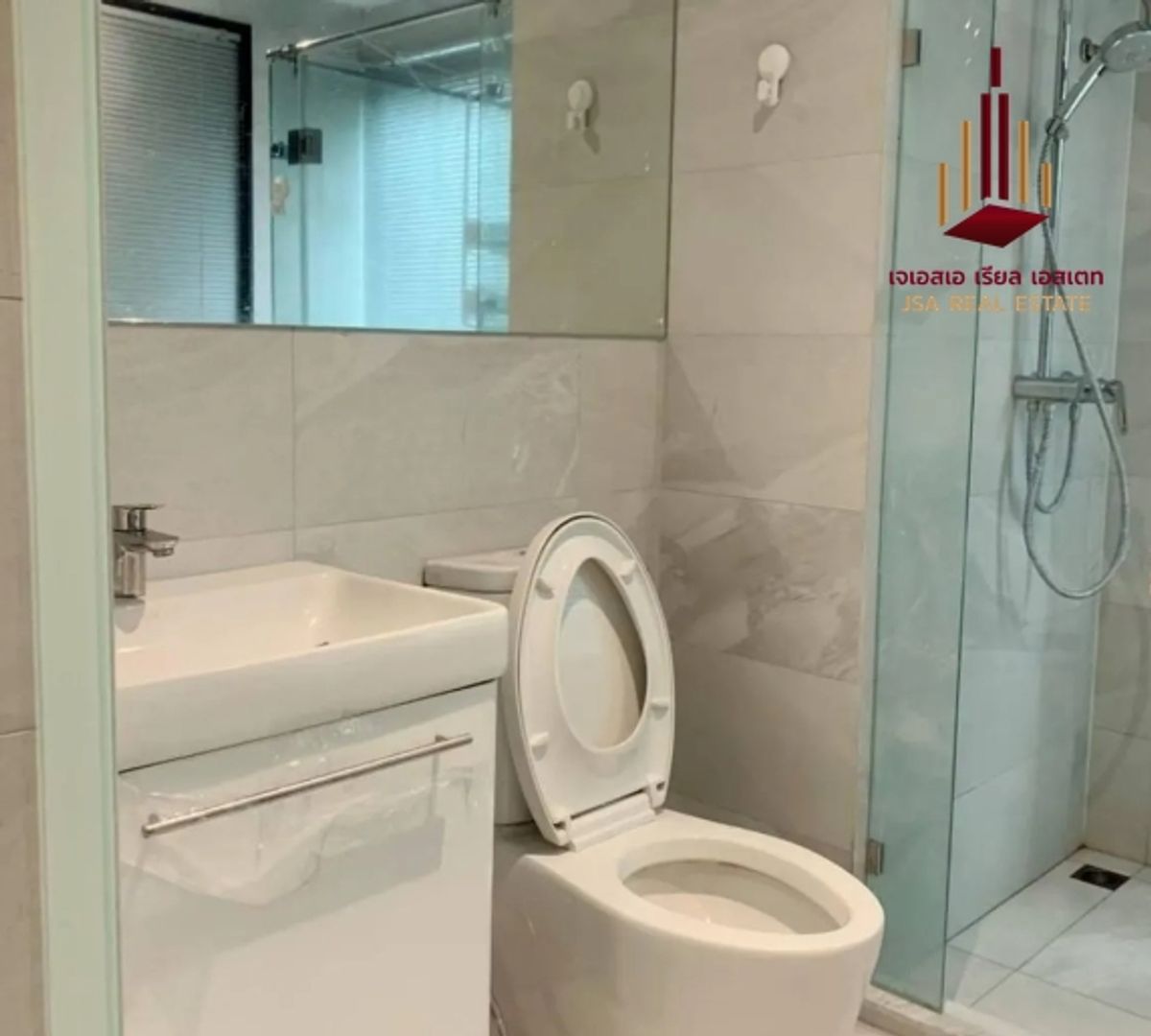 ให้เช่าคอนโดสุขุมวิท อโศก ทองหล่อ : ✨ For Rent: RHYTHM Ekkamai Condo ✨ 💰 Only 55,000 THB/month