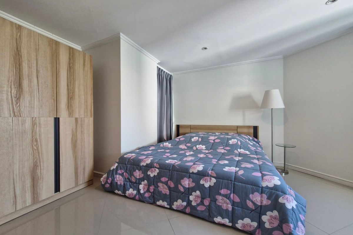 For SaleCondoSathorn, Narathiwat : 🔥 For Sale !! High Floor 37++, big size, 🔥 Code C20241000019........Sathorn Gardens, 3 bedroom, 4 bathroom, furnished, Special Deal!!📣📣