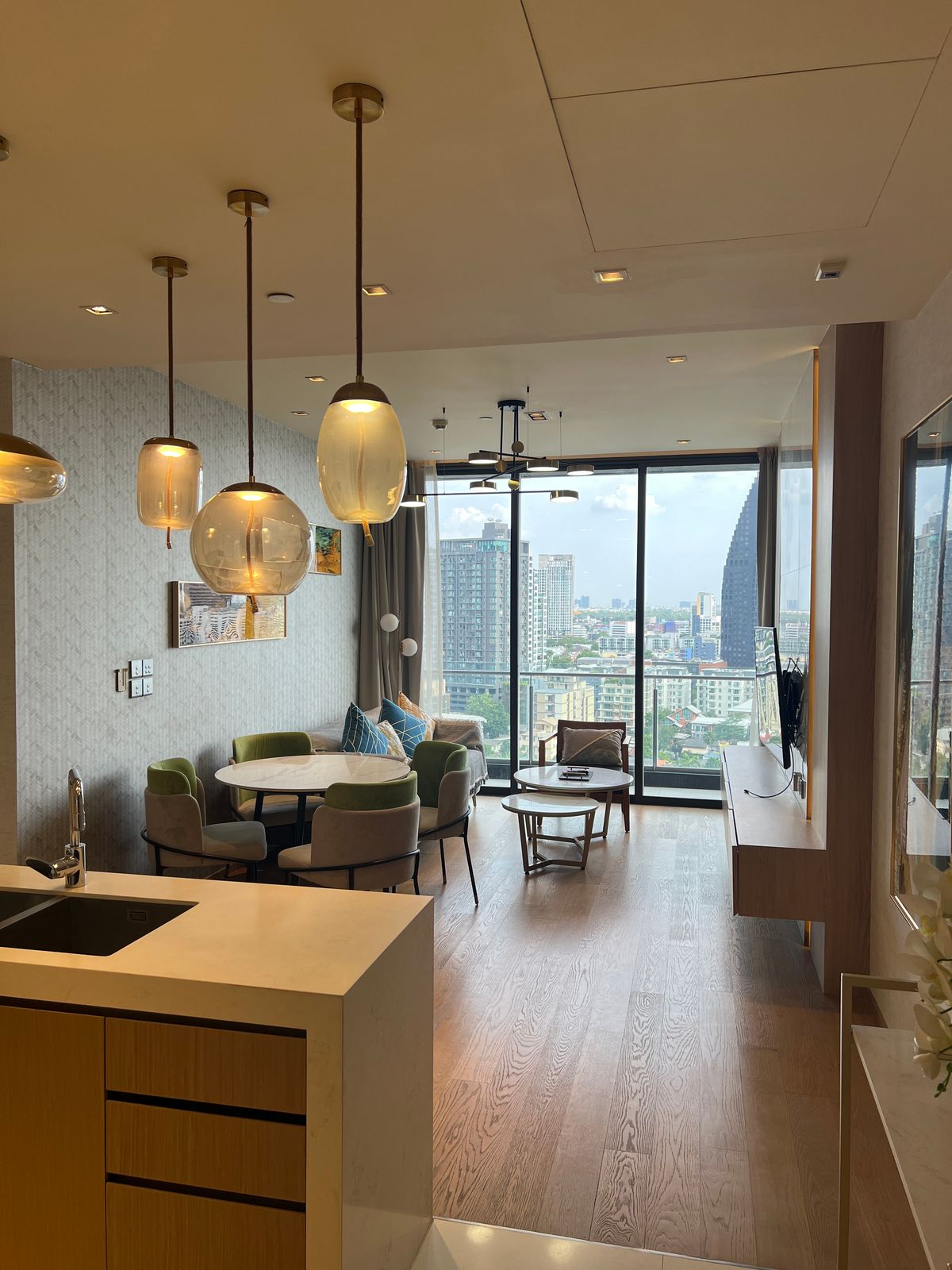 CondoSukhumvit, Asoke, Thonglor : BEATNIQ Sukhumvit 32 | 2-Bedroom, 80 sq.m | Prime Thonglor Location