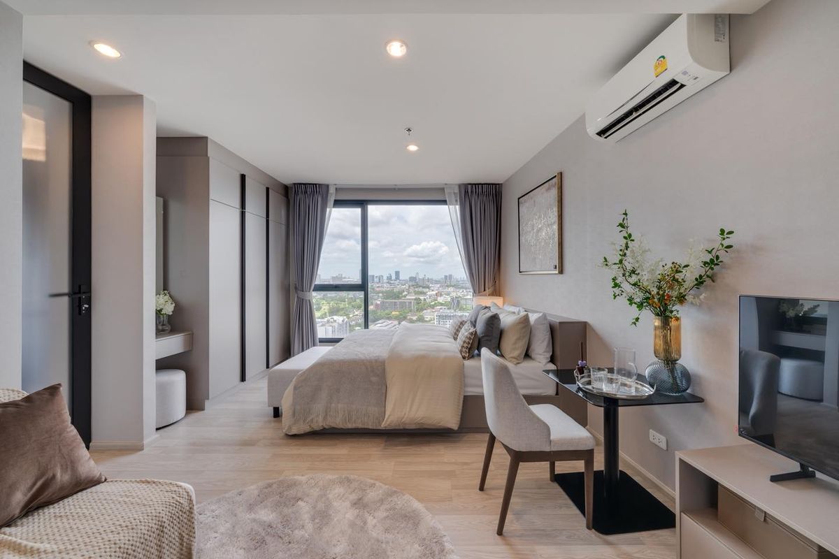 For SaleCondoBangna, Bearing, Lasalle : 🏢 Sell - IDEO Mobi EastPoint 200 meters BTS Bangna 📏 29.89 sq.m. | Floor 23, good wind view 💰 Price 3.29 M *New room *