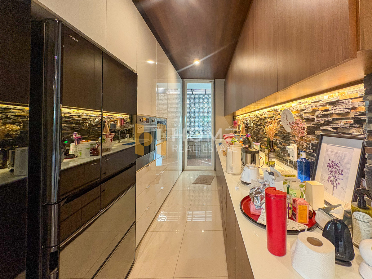 For SaleHouseNawamin, Ramindra : Detached house, Casa Leice, Kaset -Nawamin / 6 Bedrooms (Sale), Casa Legend Kaset - Nawamin / Details 6 Bedrooms (For Sale) TPM048