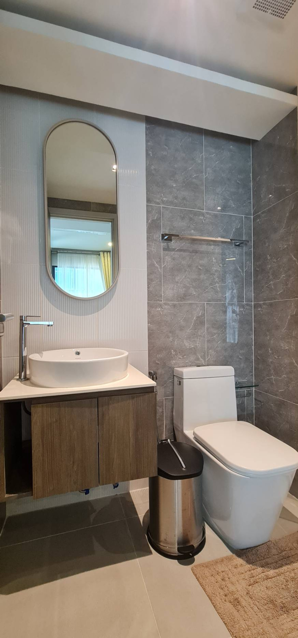 CondoRama9, Petchburi, RCA : Hot Deal! Luxury Condo in Thonglor - Ready to Move Luxury condo, complete with Lloyd, Research Center - Thonglor