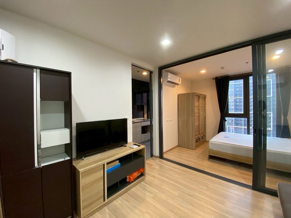 For RentCondoRama9, Petchburi, RCA : Rent The Base Garden Rama9, ready to stay.