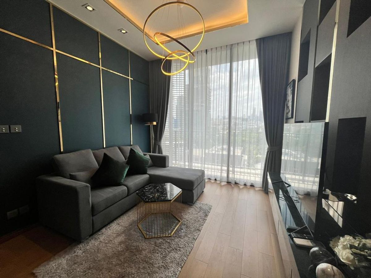 For SaleCondoWitthayu, Chidlom, Langsuan, Ploenchit : Luxury Condo for Sale with tenant
